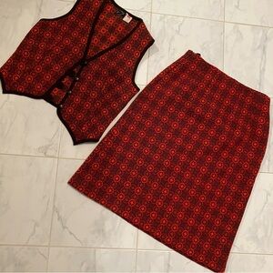 A Dafydd Snowden Elegant Red Patterned Skirt and button up vest.  Vintage. EUC!